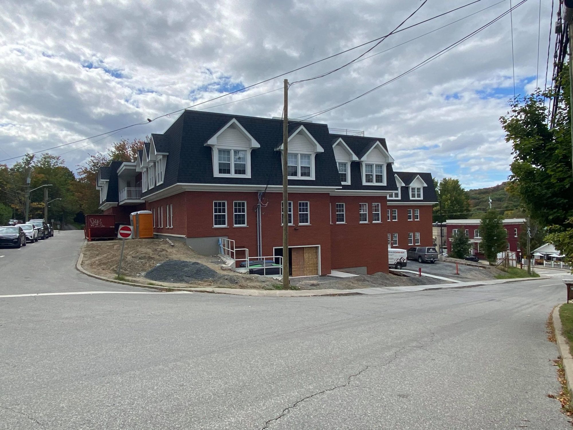 243890263_570857710789162_7156045073659800145_n