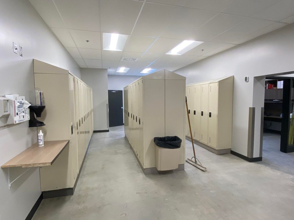 301017306_1241918283227622_97372833150756169_n