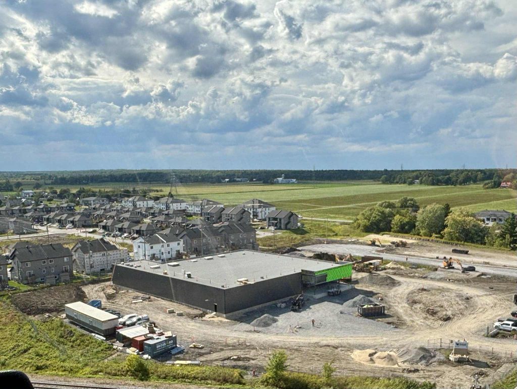 construction maxi huntingdon